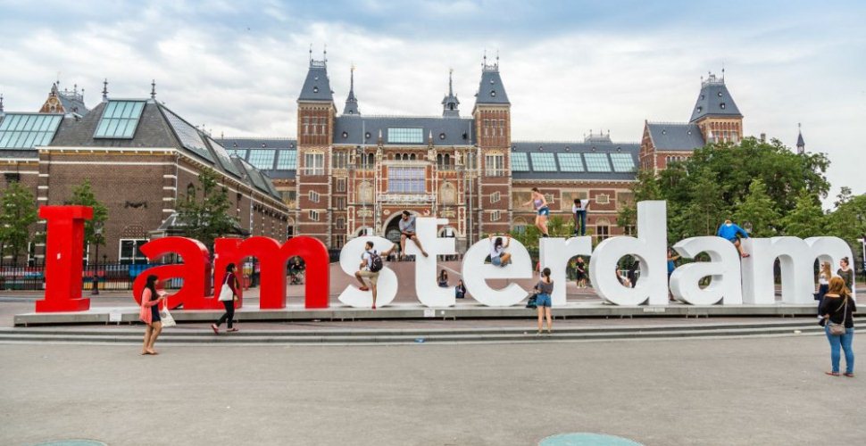 Top 8 Must-See Attractions in Holland